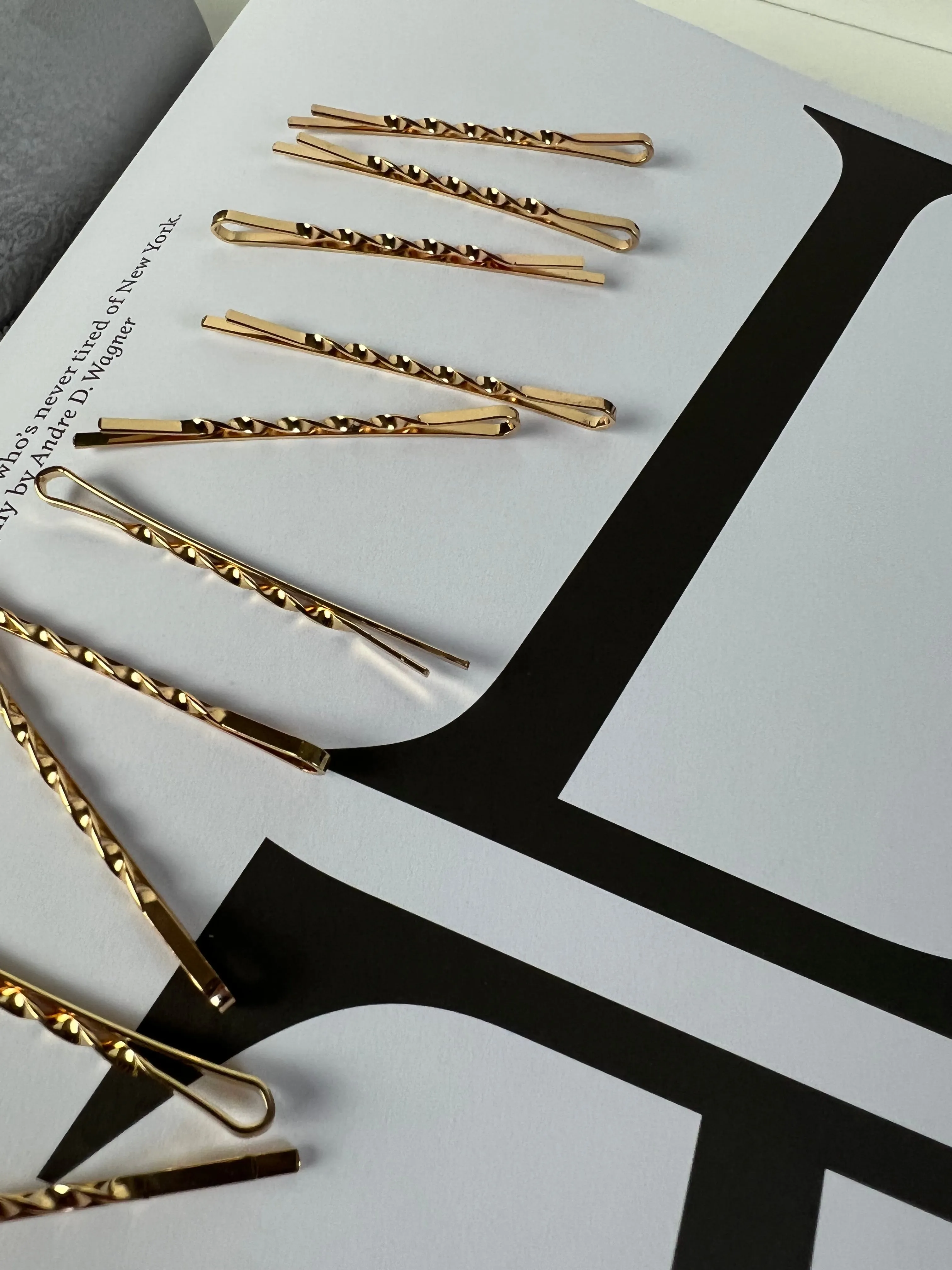 10 PCS Minimalist Gold Bobby Pin Set
