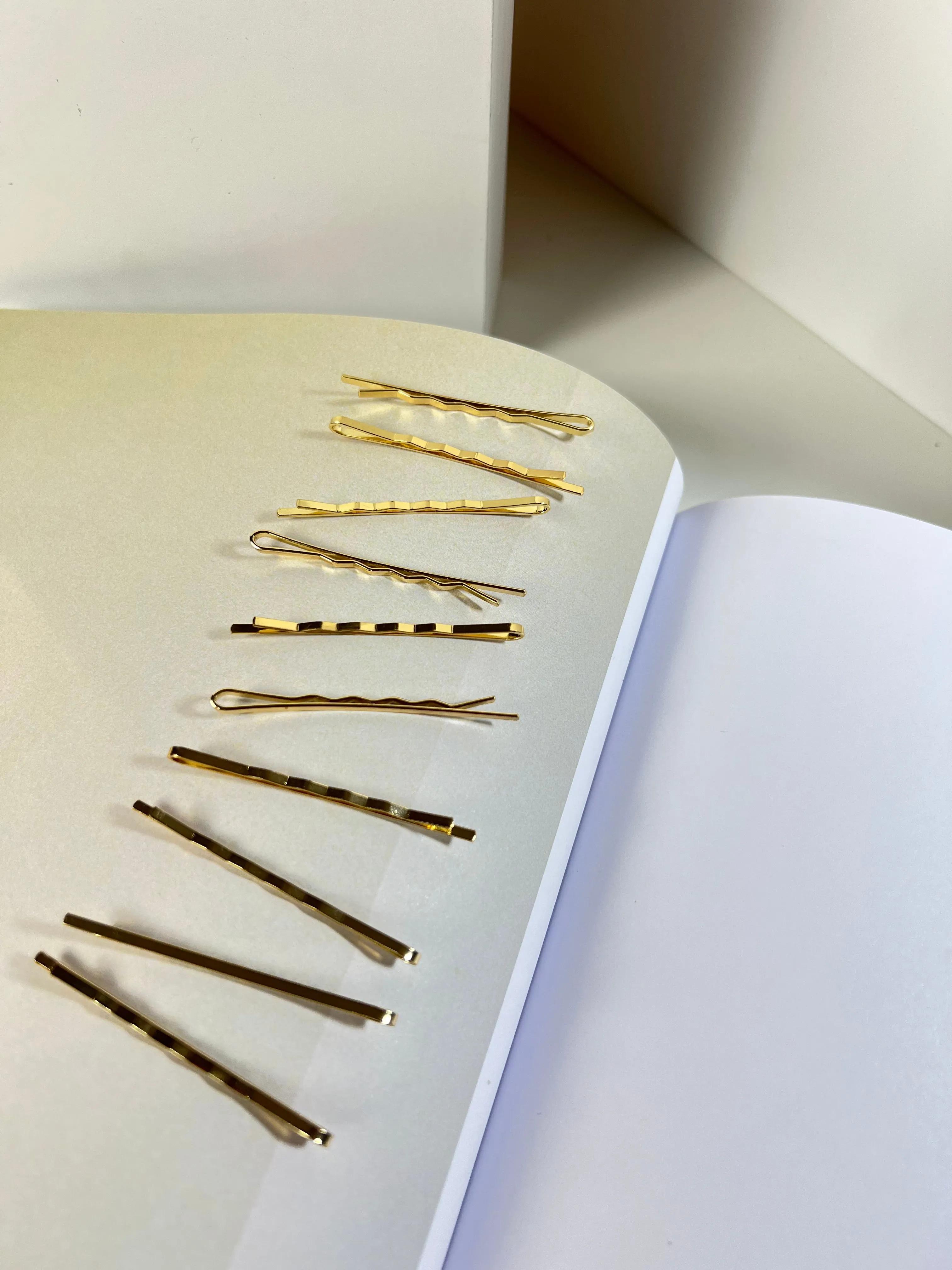 10 PCS Minimalist Gold Bobby Pin Set