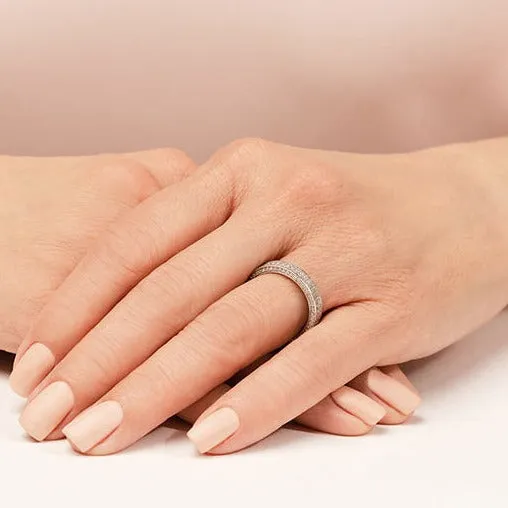 1.09 ct. Round Diamond Three Sided Wedding Ring