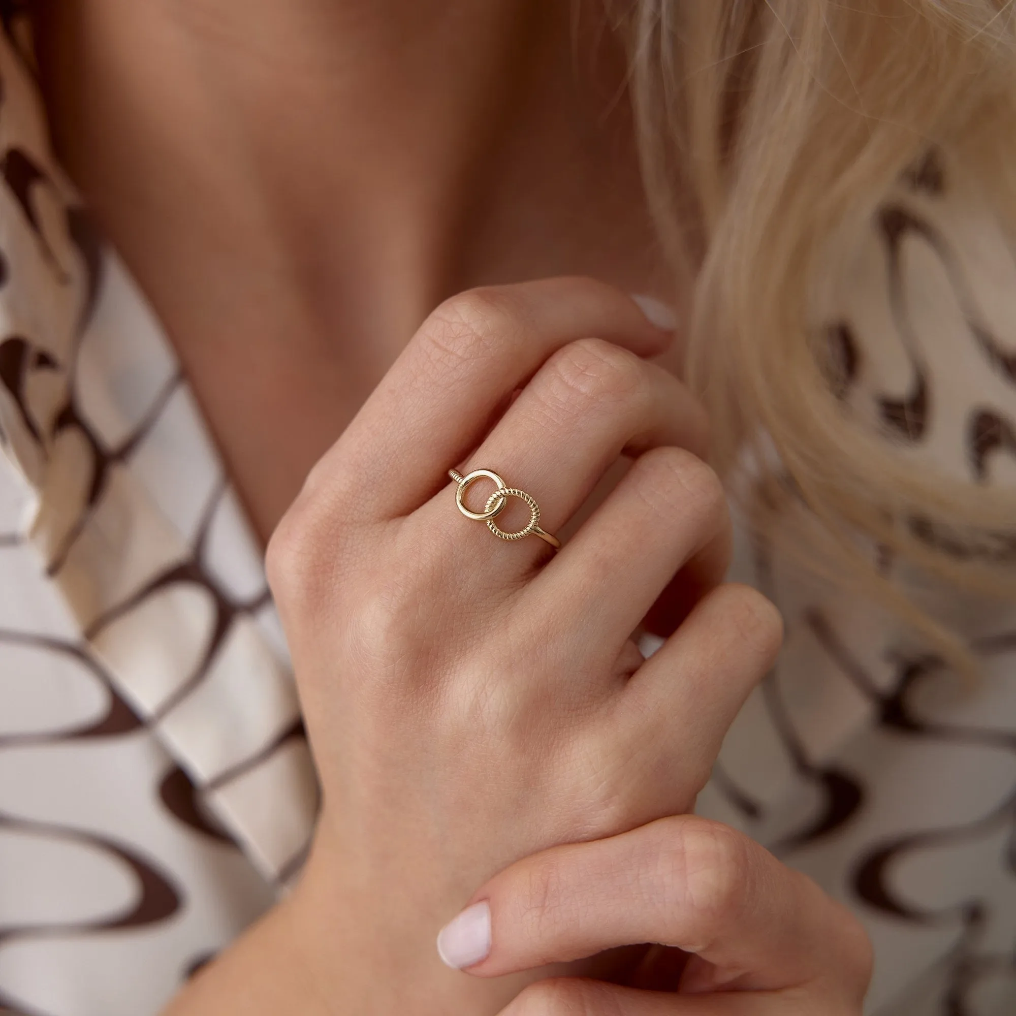 14k Gold Blindfold Ring