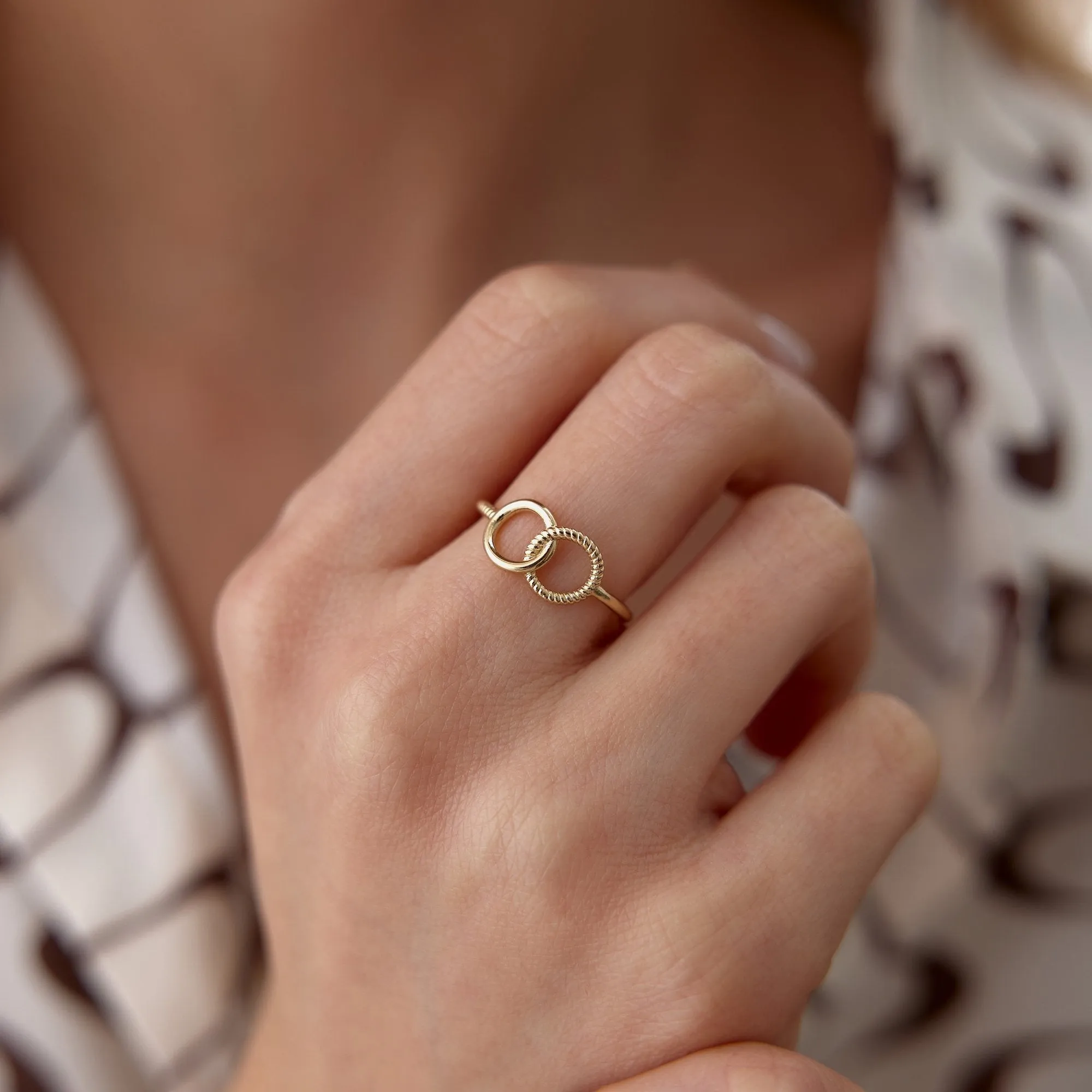 14k Gold Blindfold Ring