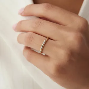14k Gold Groove Ring