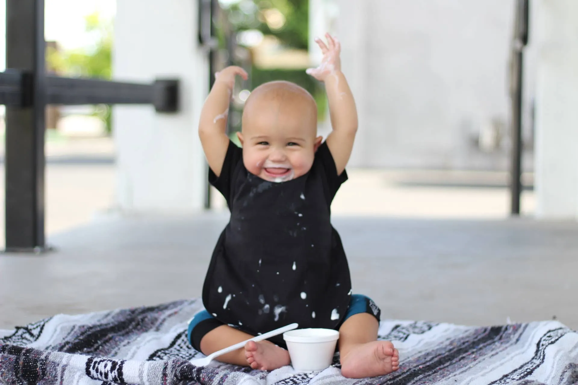 BapronBaby - Minimalist Black Toddler Bapron