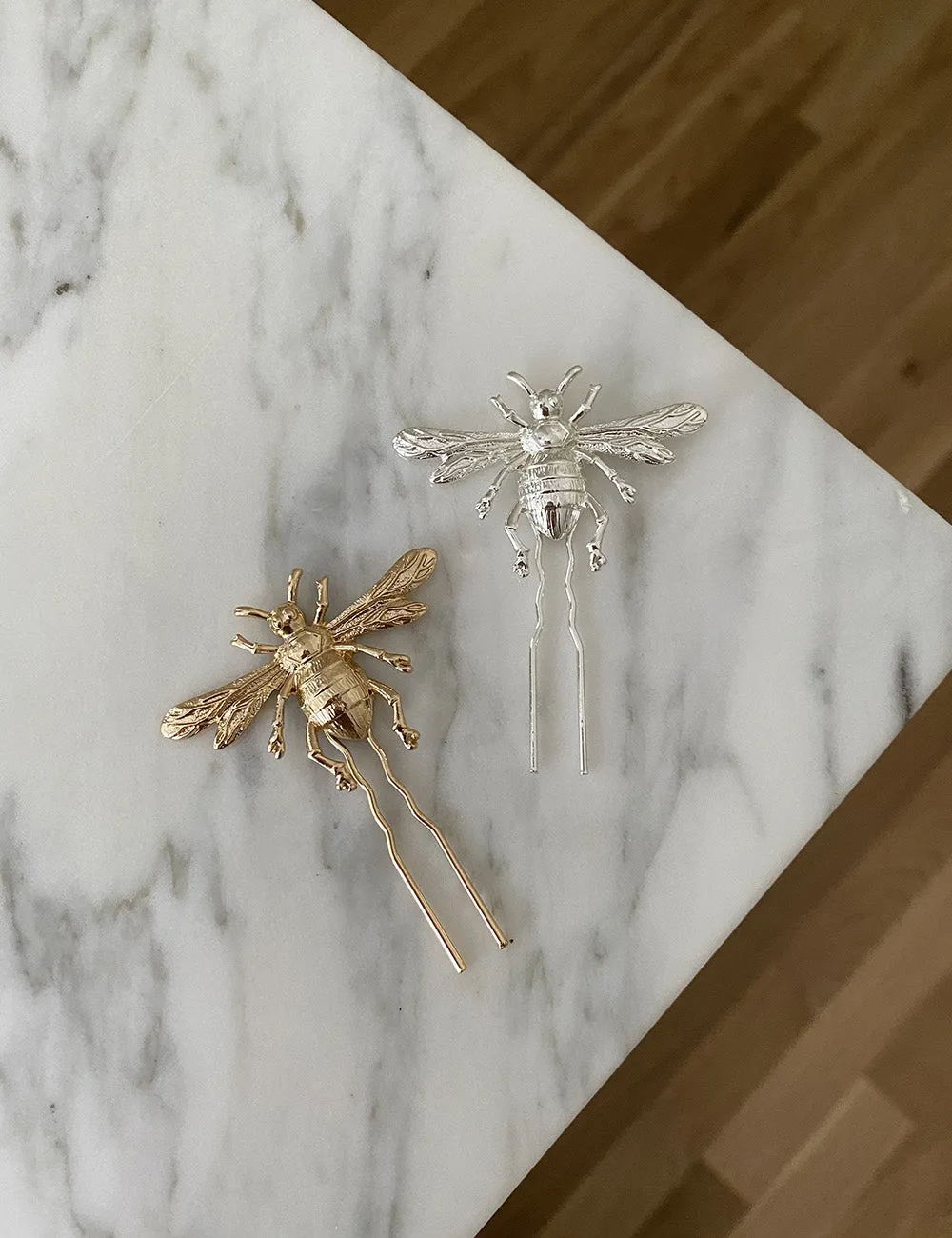 Bee Hair Pin - Gold