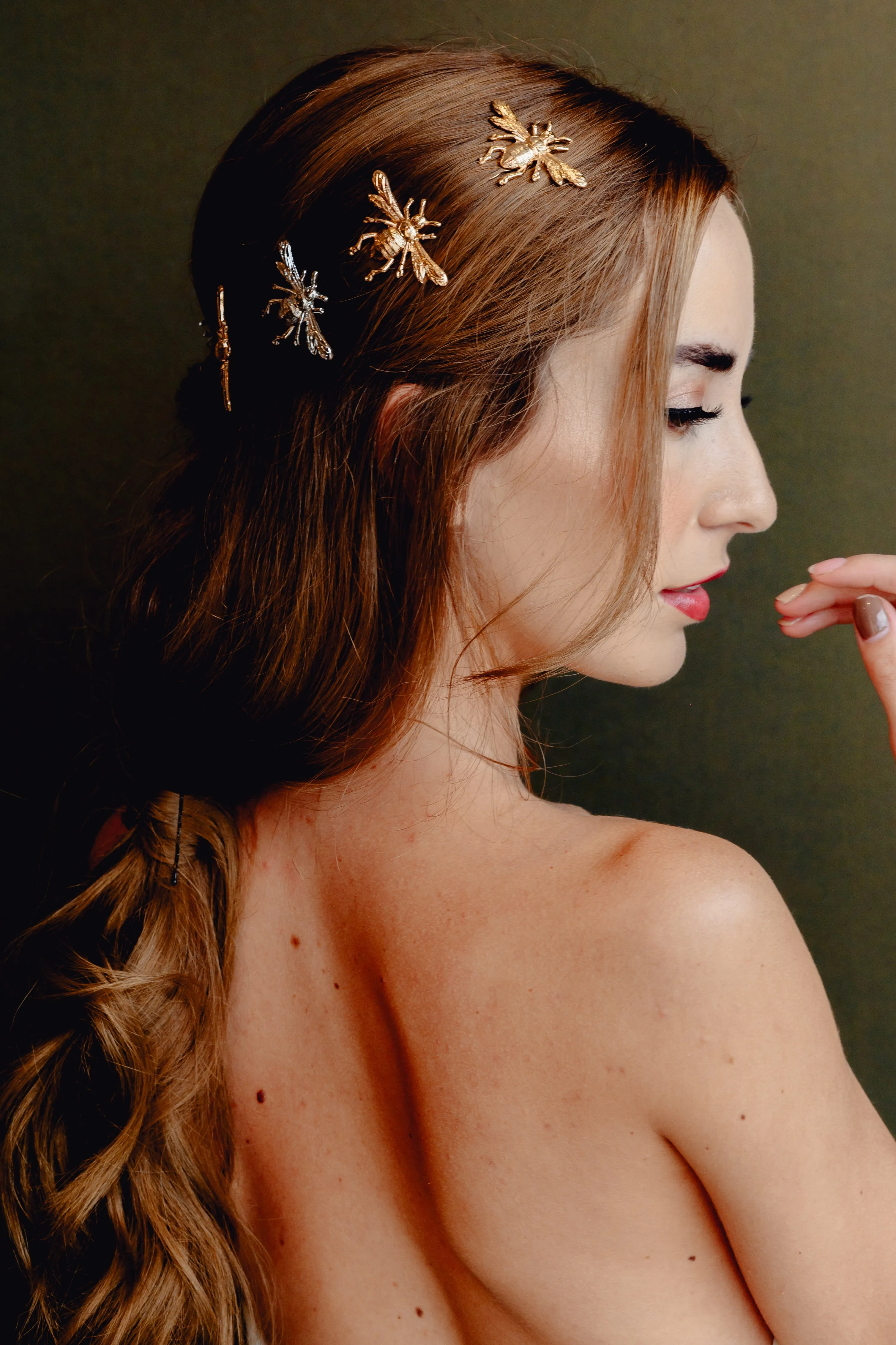 Bee Hair Pin - Gold