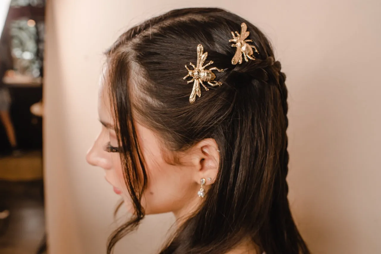 Bee Hair Pin - Gold