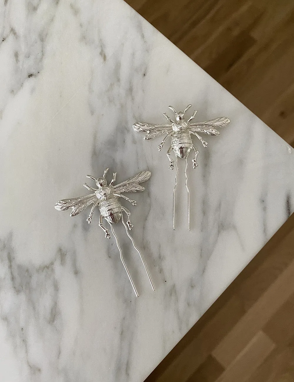 Bee Hair Pin - Gold