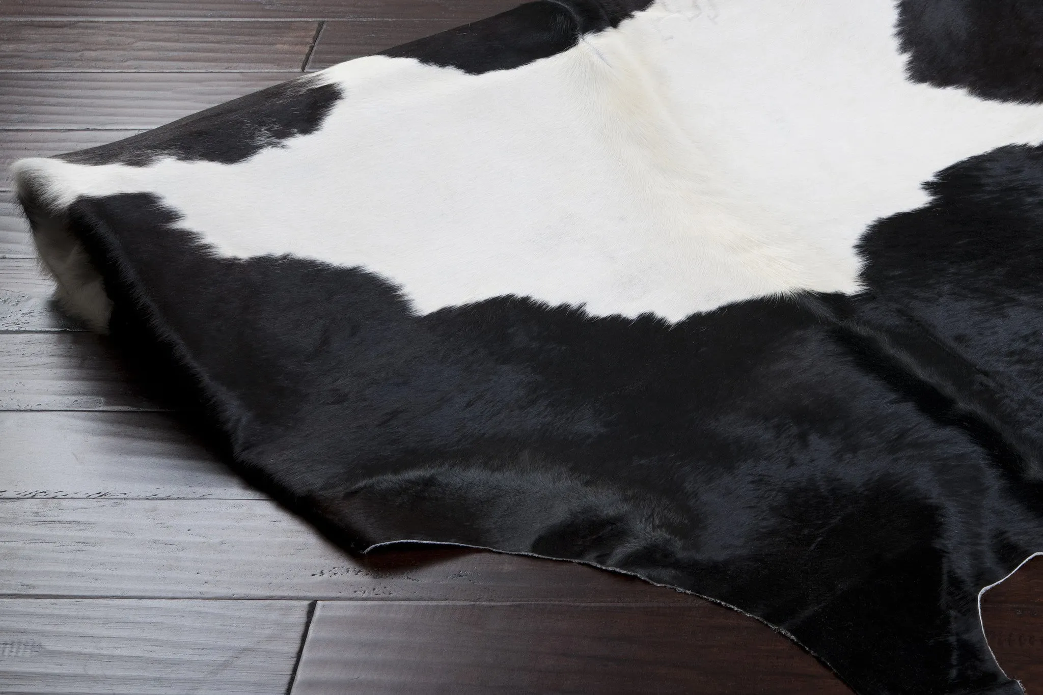 Black and White Cowhide Rug - Large