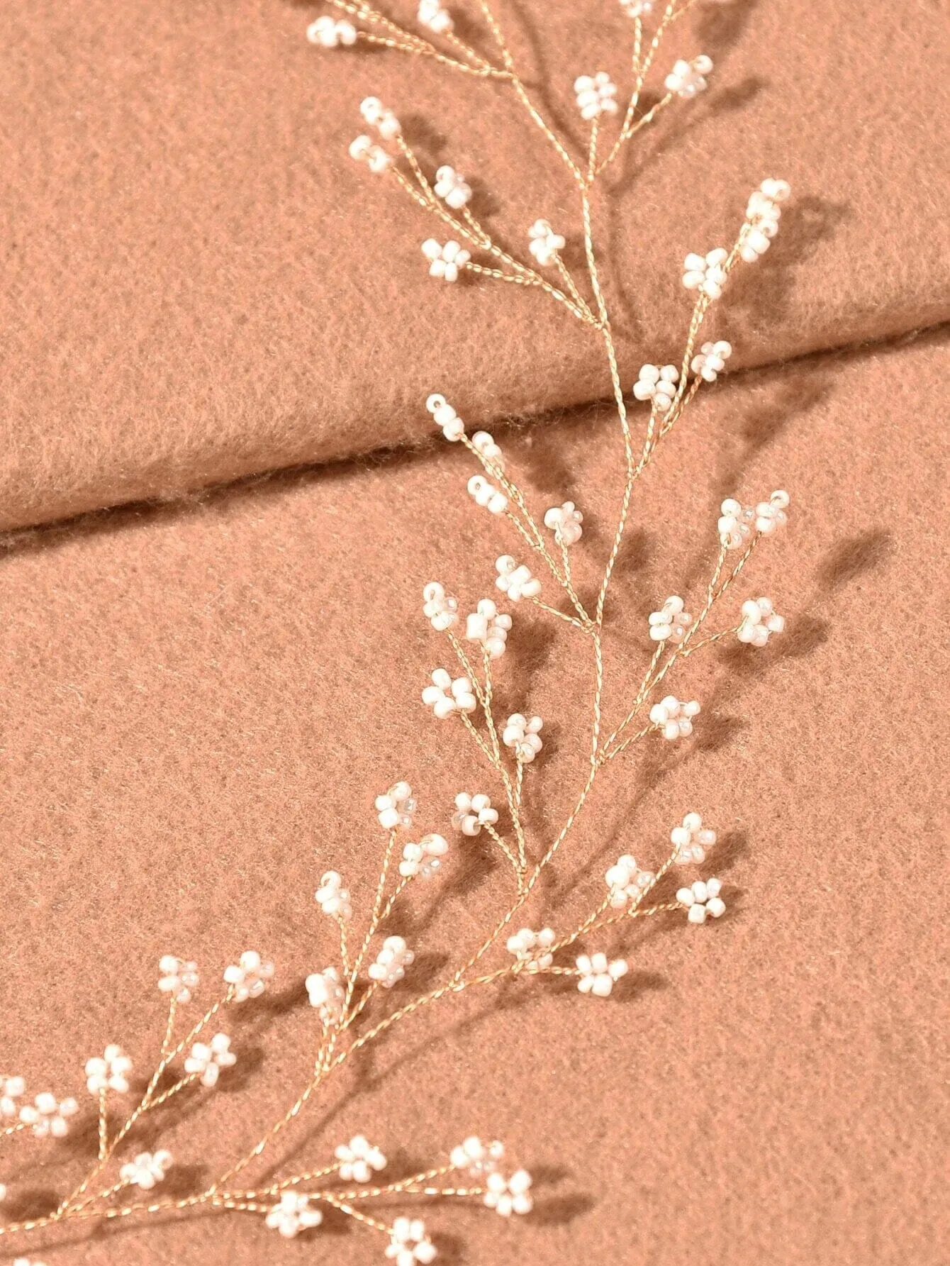 Delicate Wedding Hair Vine for Brides, Minimalist Gold Wire Headband, Elegant Bridal Headband Hair Garland