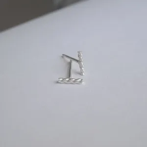 Distinctive and Tasteful Hand-Made Twist Bar Stud Earrings - 0118