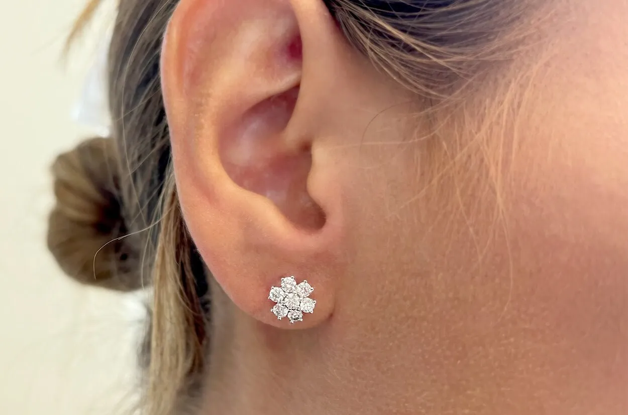 Earrings 18kt Gold & Diamonds 0.81cts Flowers Cluster