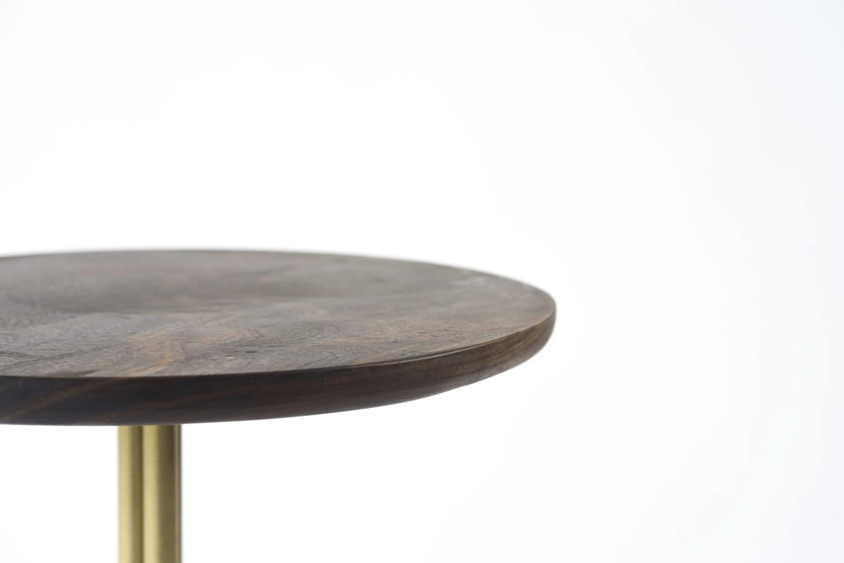 Eaves Drink Table