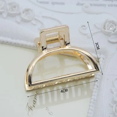 Golden Geometric Hair Claws with a Cute Touch