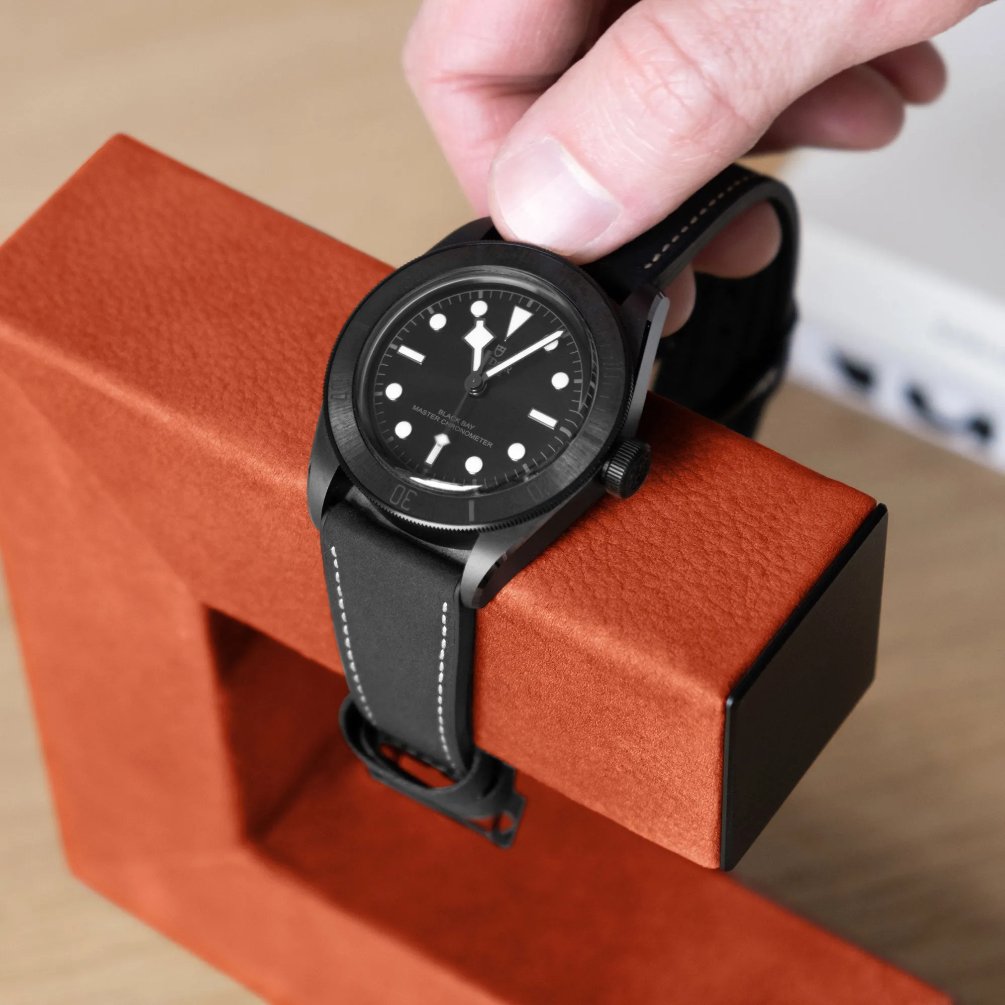HUDSON 1 WATCH STAND - PIMENTO / GREY