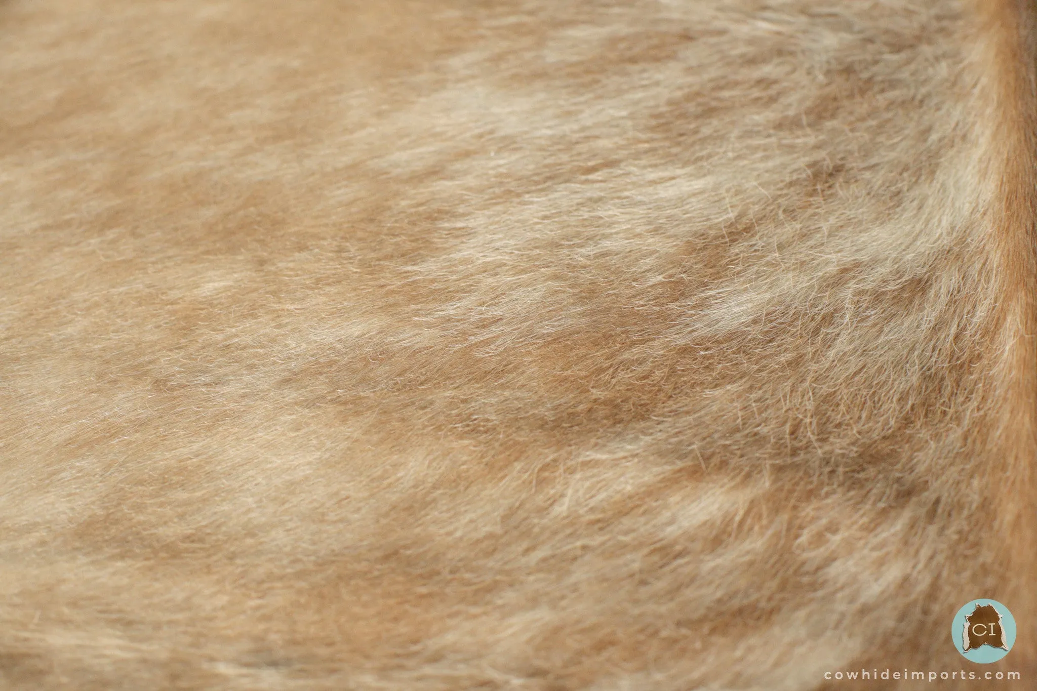 Light Brown Brindle Cowhide Rug - XL