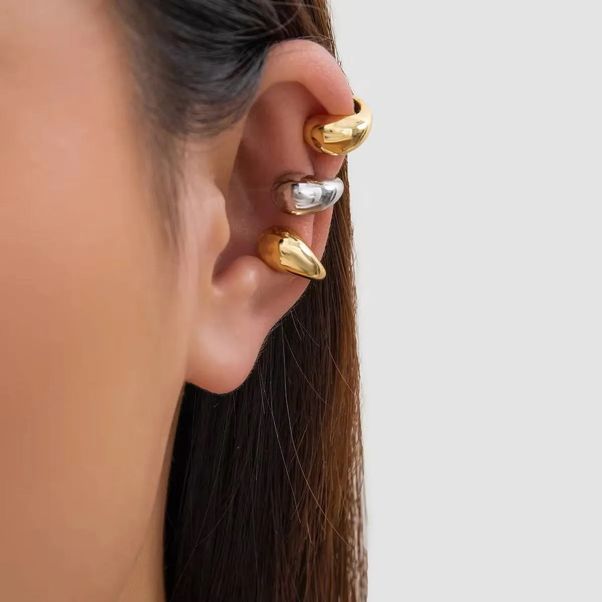 Minimalist Water Drop Half-Empty Clip Earring