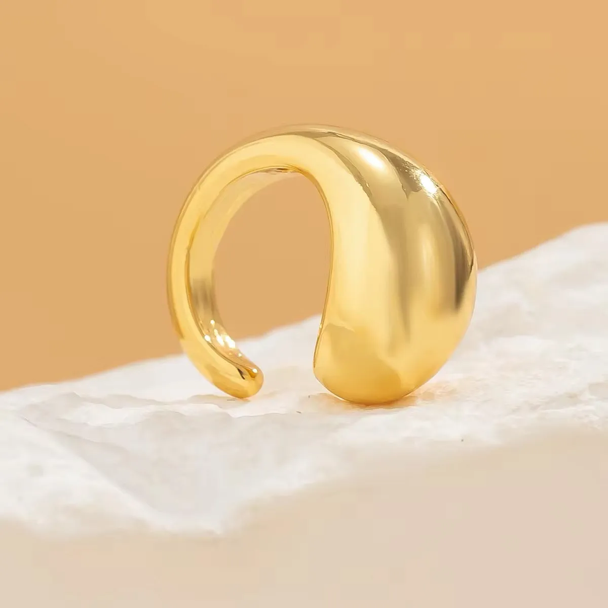 Minimalist Water Drop Half-Empty Clip Earring