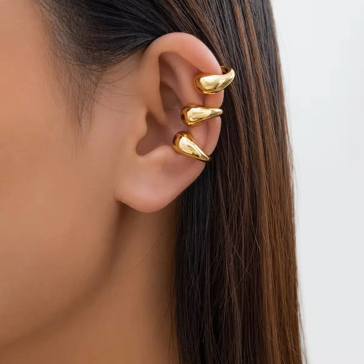 Minimalist Water Drop Half-Empty Clip Earring
