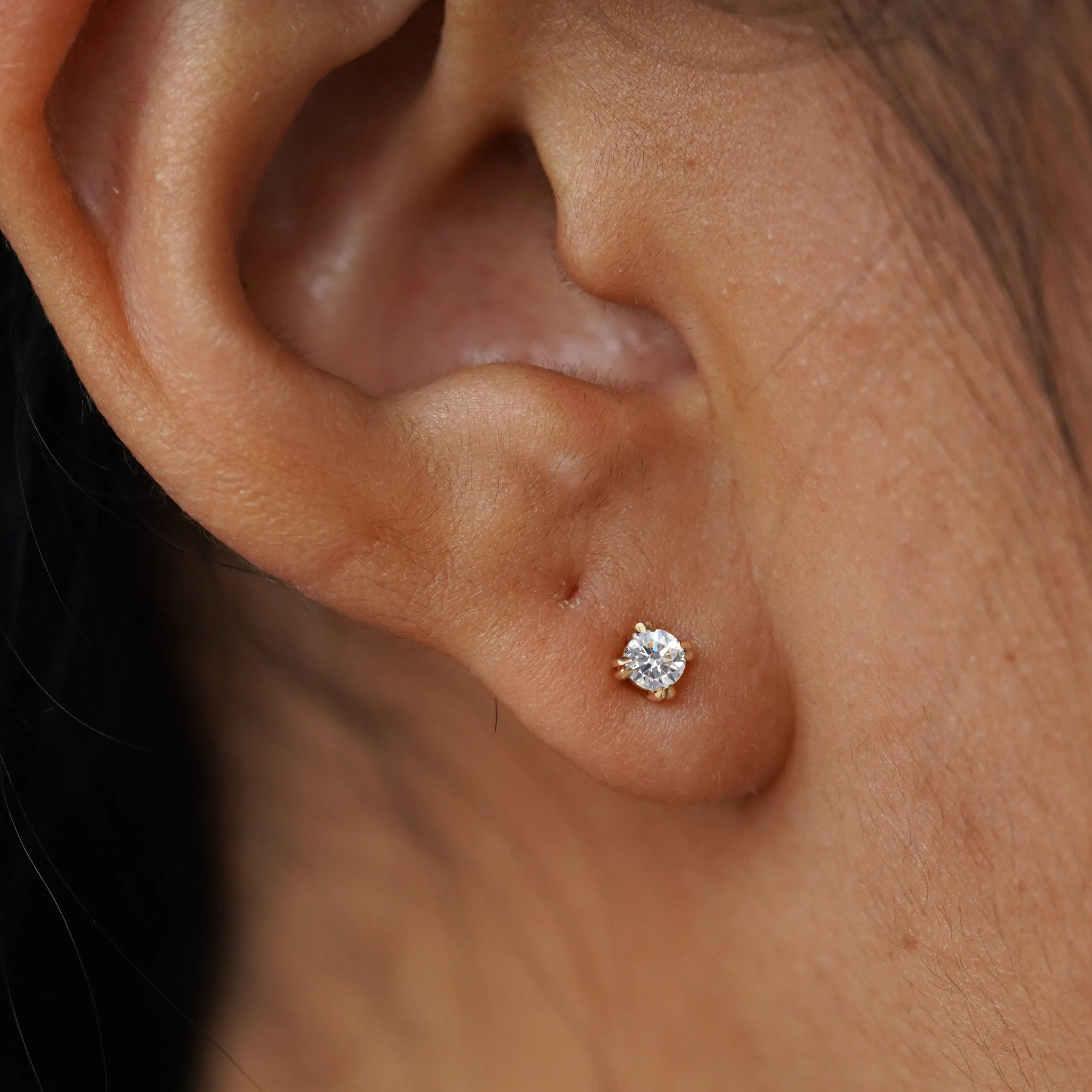Moissanite Flatback Piercing