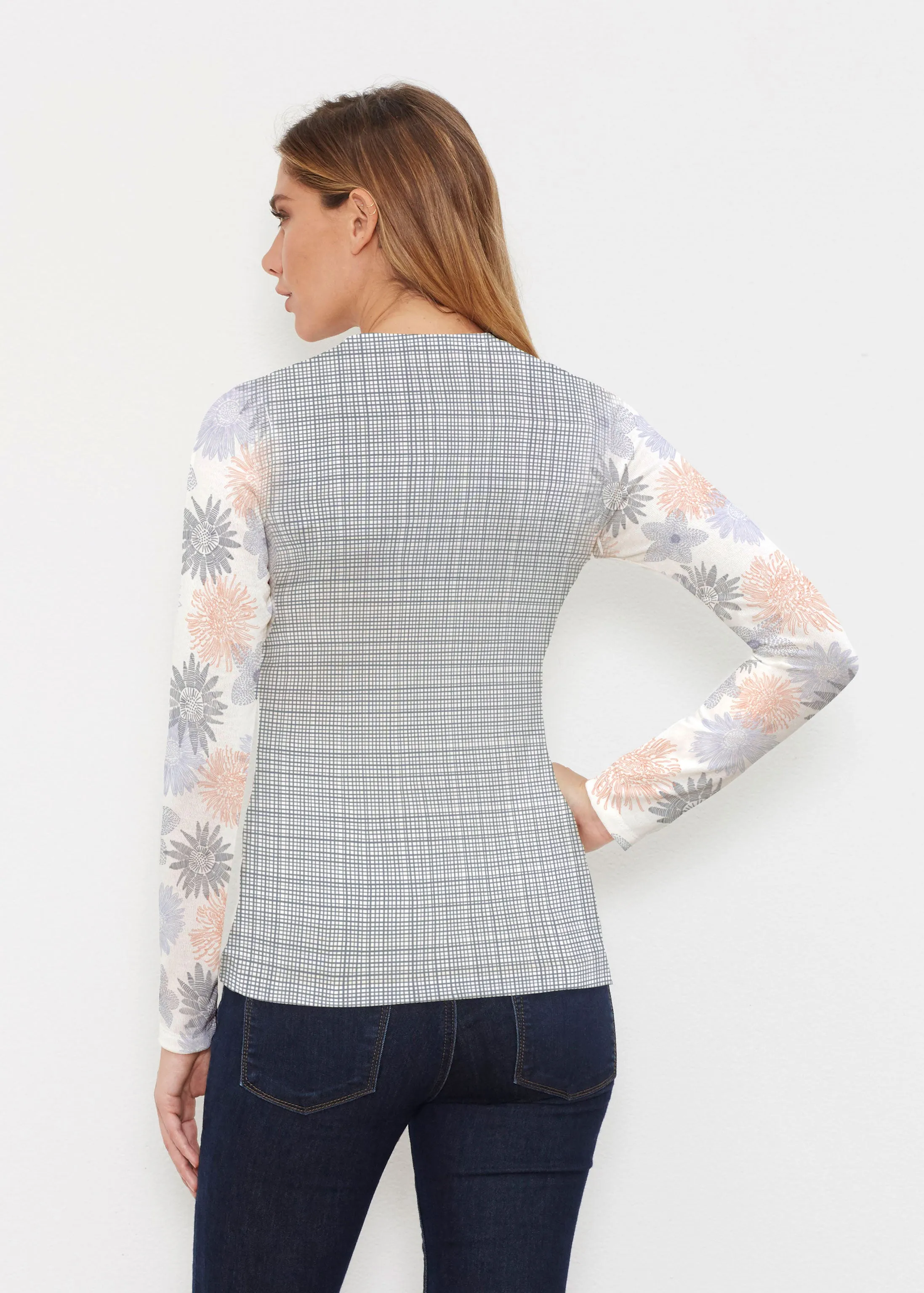 Off the Grid (7881) ~ Butterknit Long Sleeve V-Neck Top