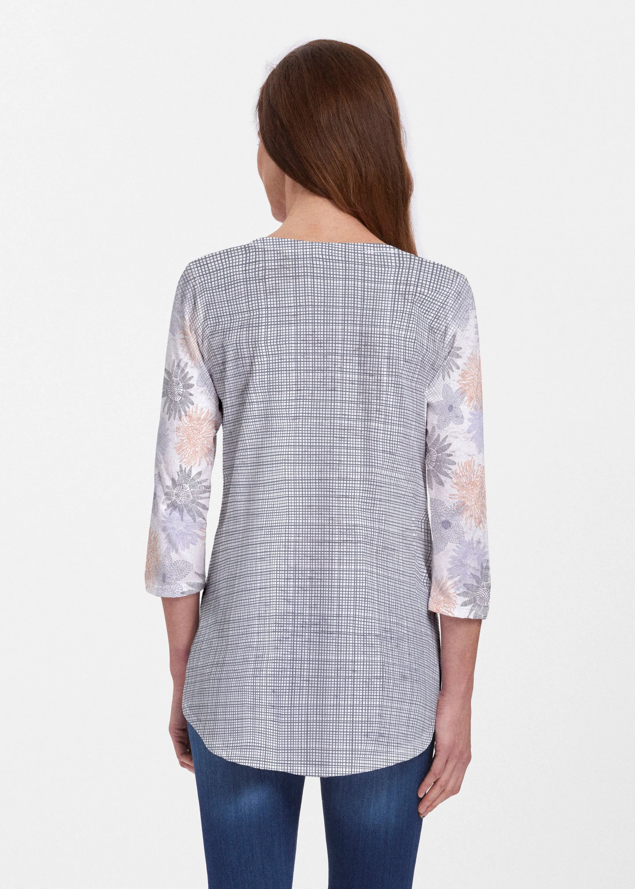 Off the Grid (7881) ~ V-neck Flowy Tunic