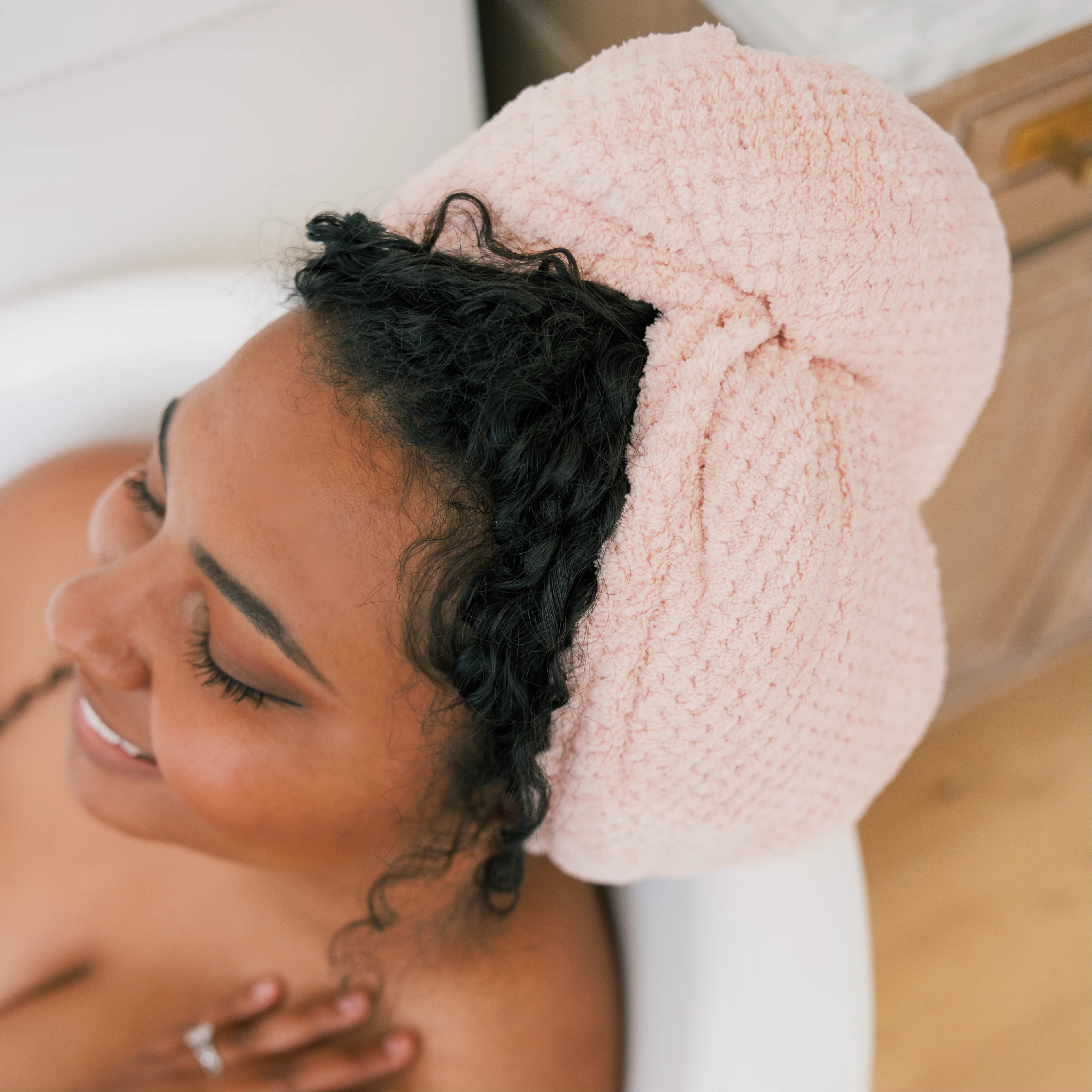 One Time Offer: Luxury Hair Towel 20%