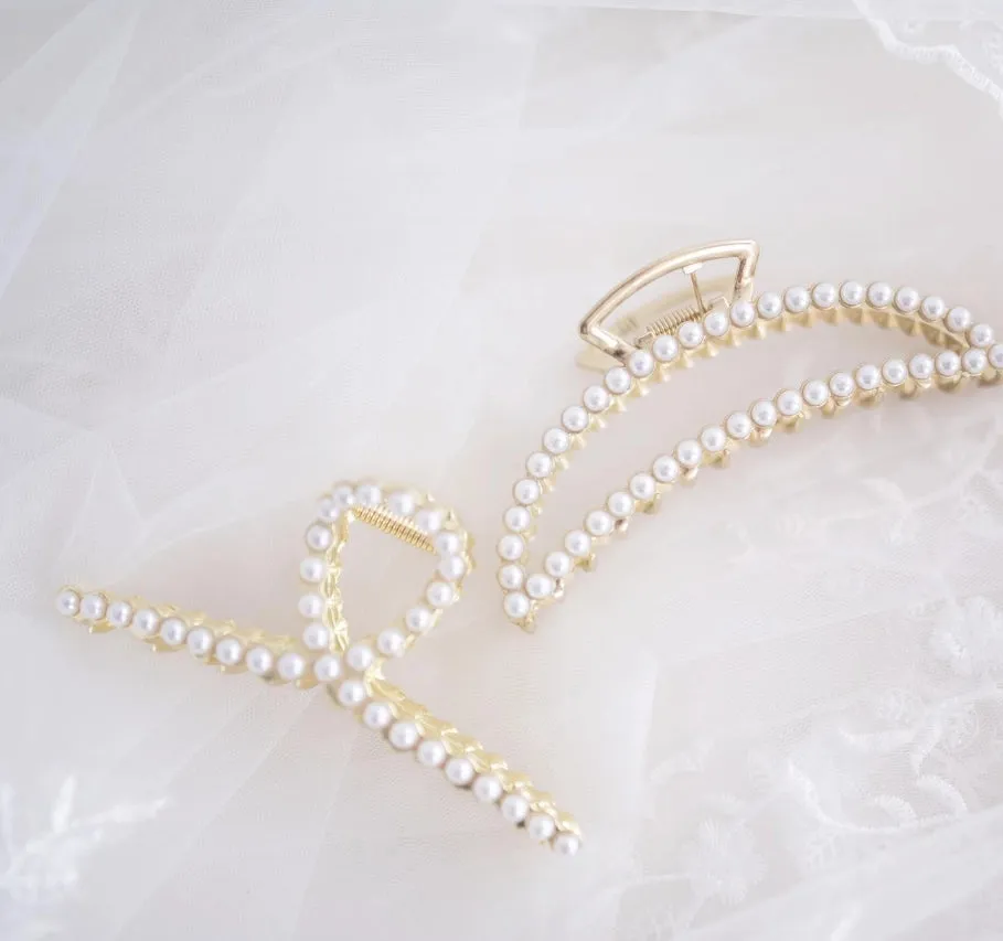 Pearl Hair Claw Clip