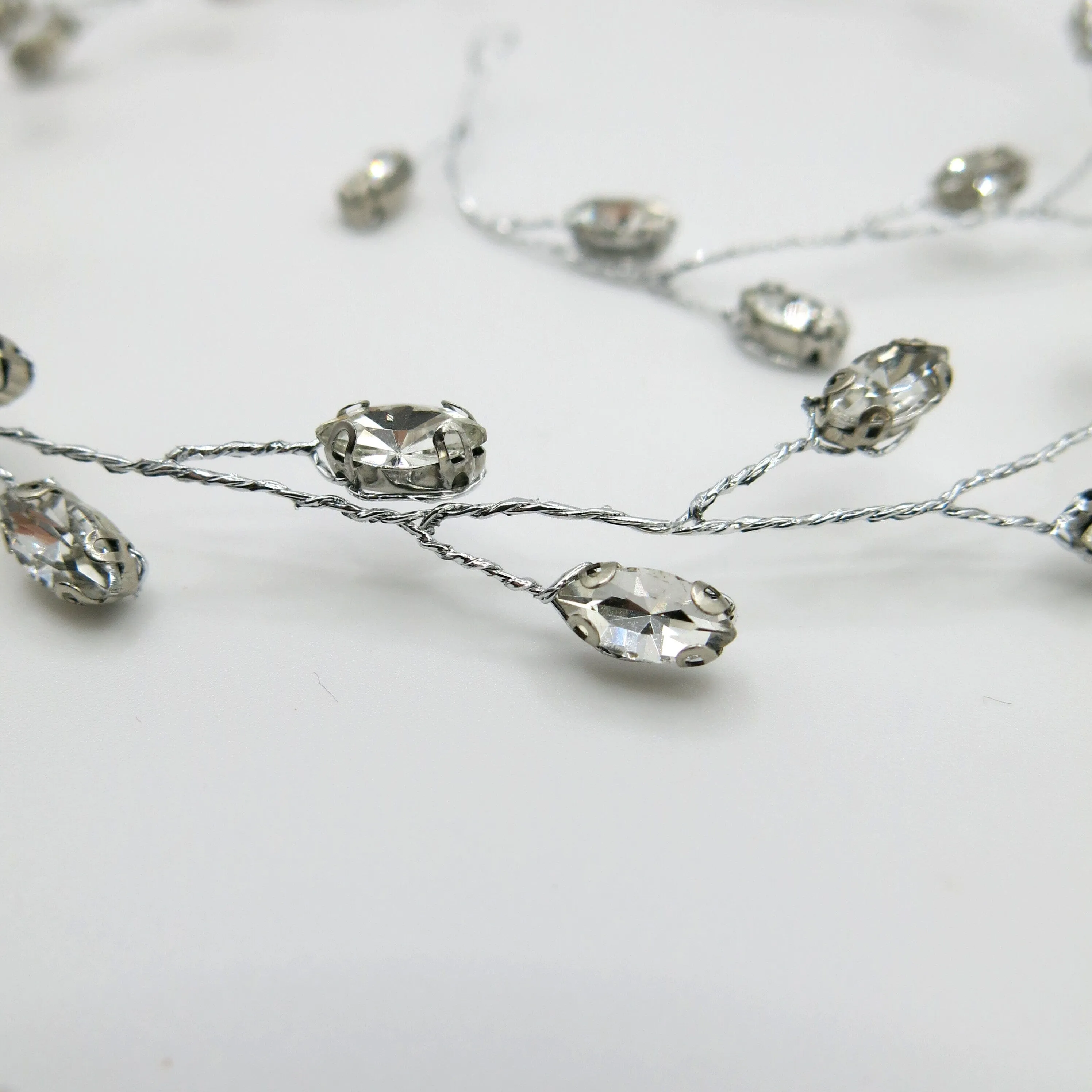 Rhinestone Gem Wire Hair Vine, Minimalist Crystal Wire Wedding Headband, Bridal Crystal Hair Wire Head Wreath