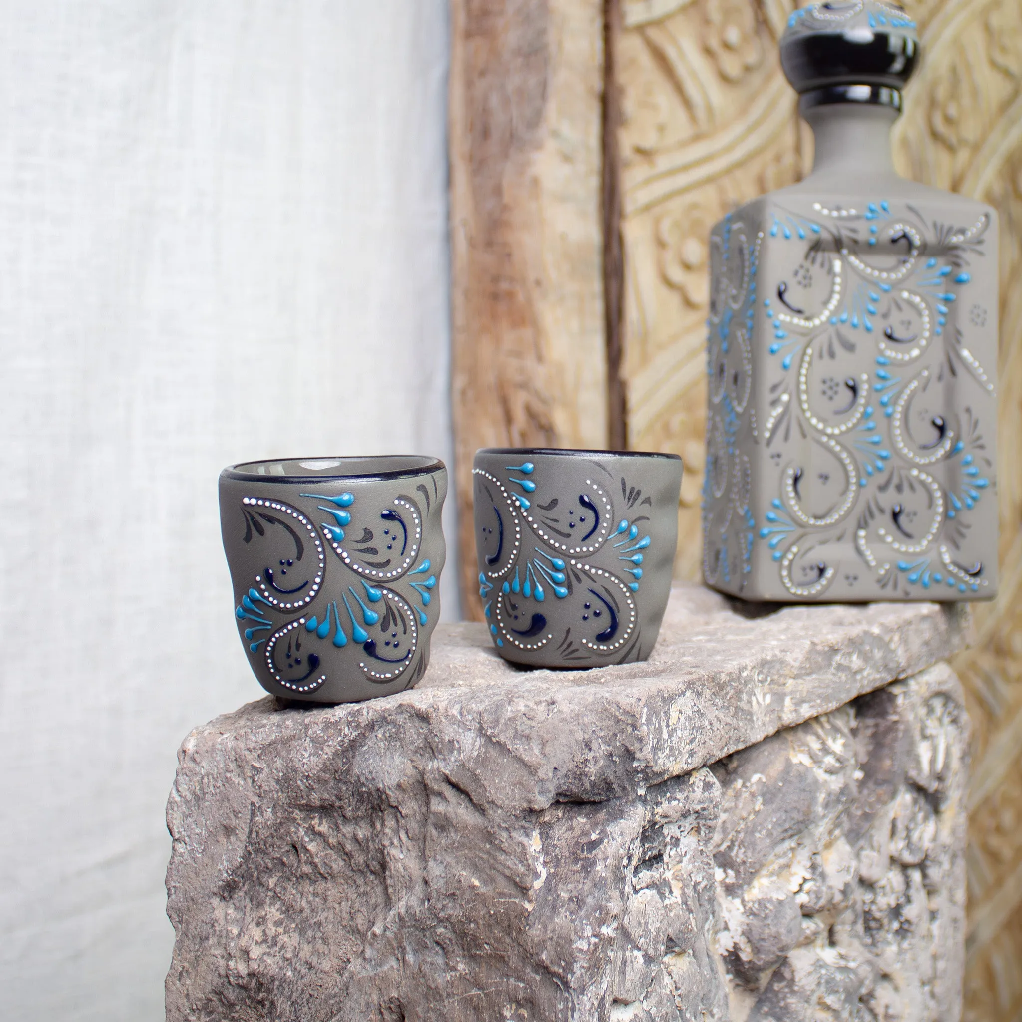 Serving Set Stoneware Decanter and Shooter | Noir Edition