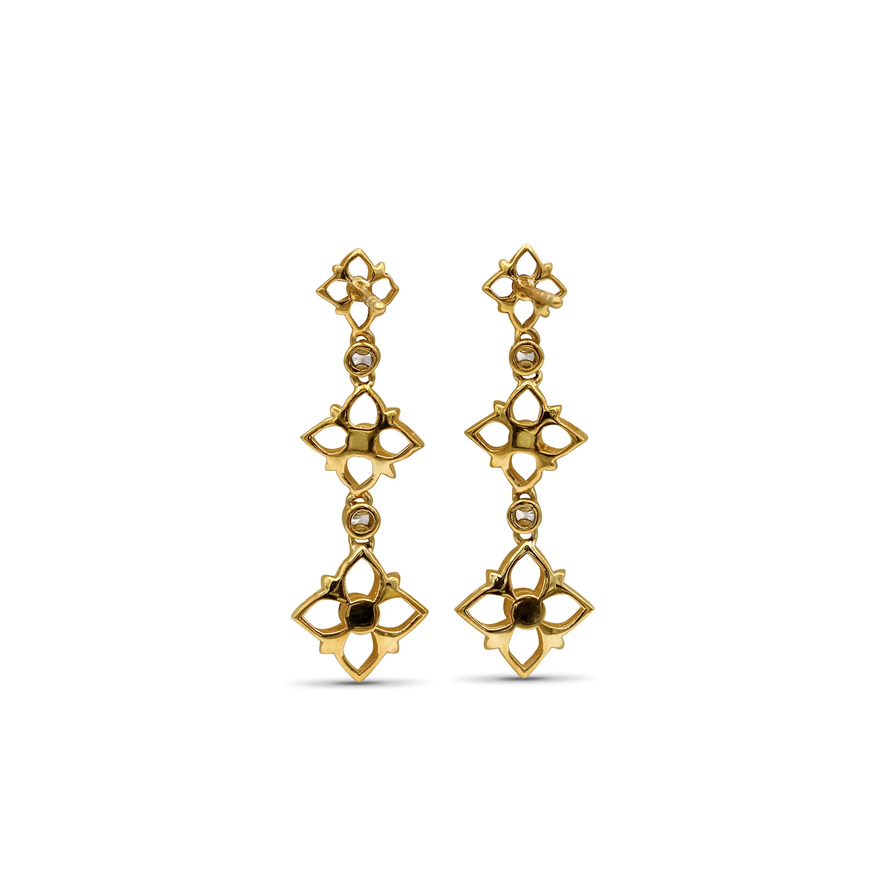 Signature White Diamond 0.20ct 7mm, 9mm, 11mm Earring in 18K Gold
