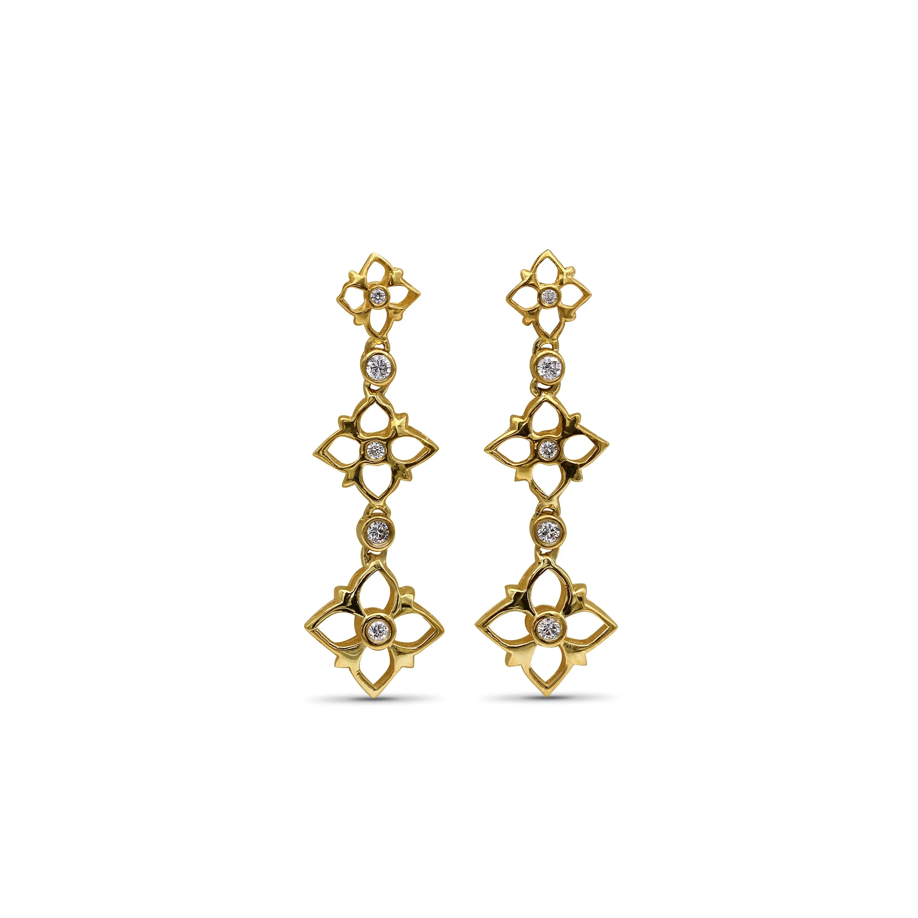 Signature White Diamond 0.20ct 7mm, 9mm, 11mm Earring in 18K Gold