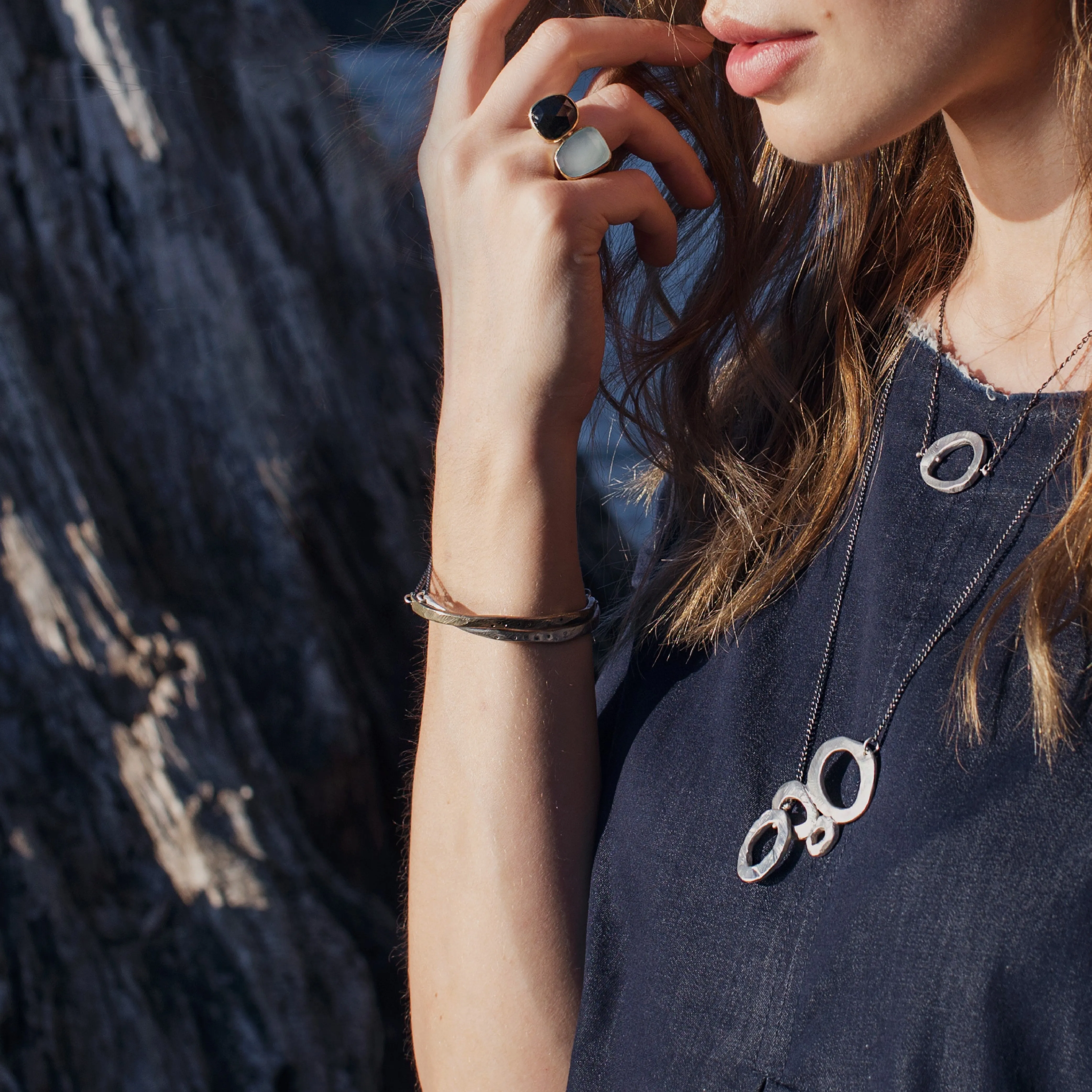 Skipping Stones Simple Necklace in Silver