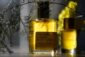 THE EARTH LAUGHS IN FLOWERS - Natural Botanical Perfume - The Joy of Life