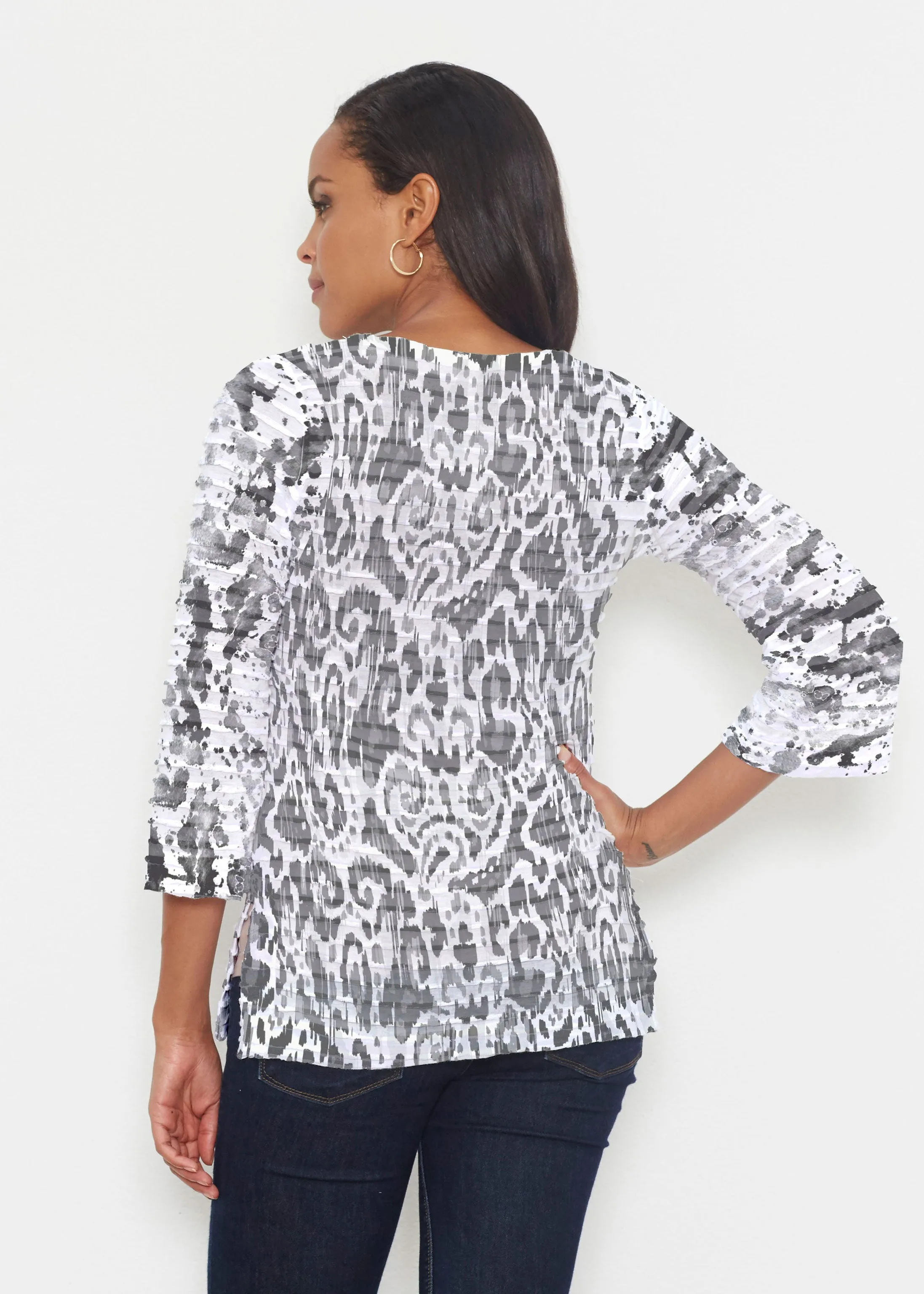 Trixie (8057) ~ Banded 3/4 Bell-Sleeve V-Neck Tunic
