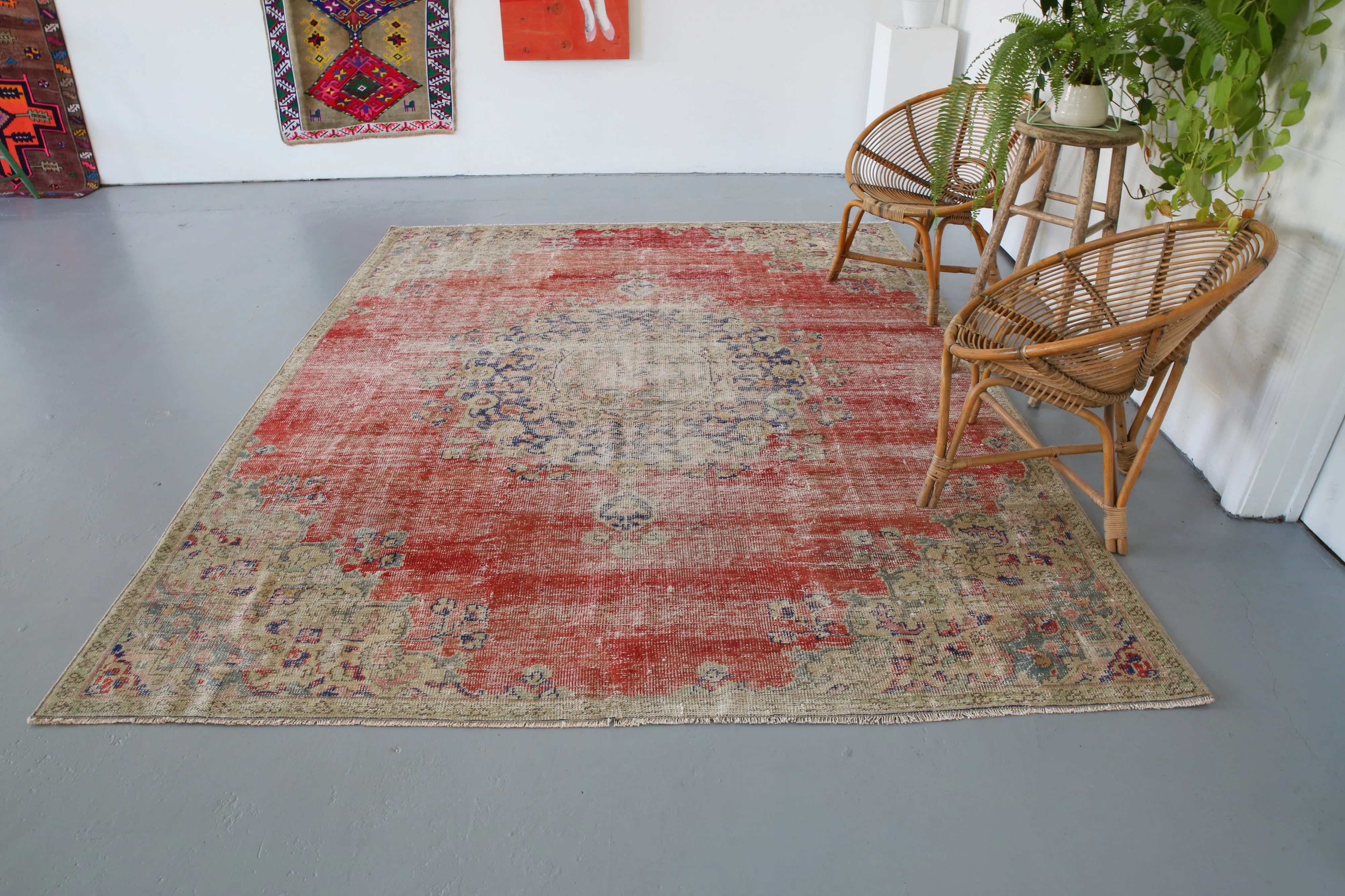 Vintage Isparta Rug 7.3ftx9ft