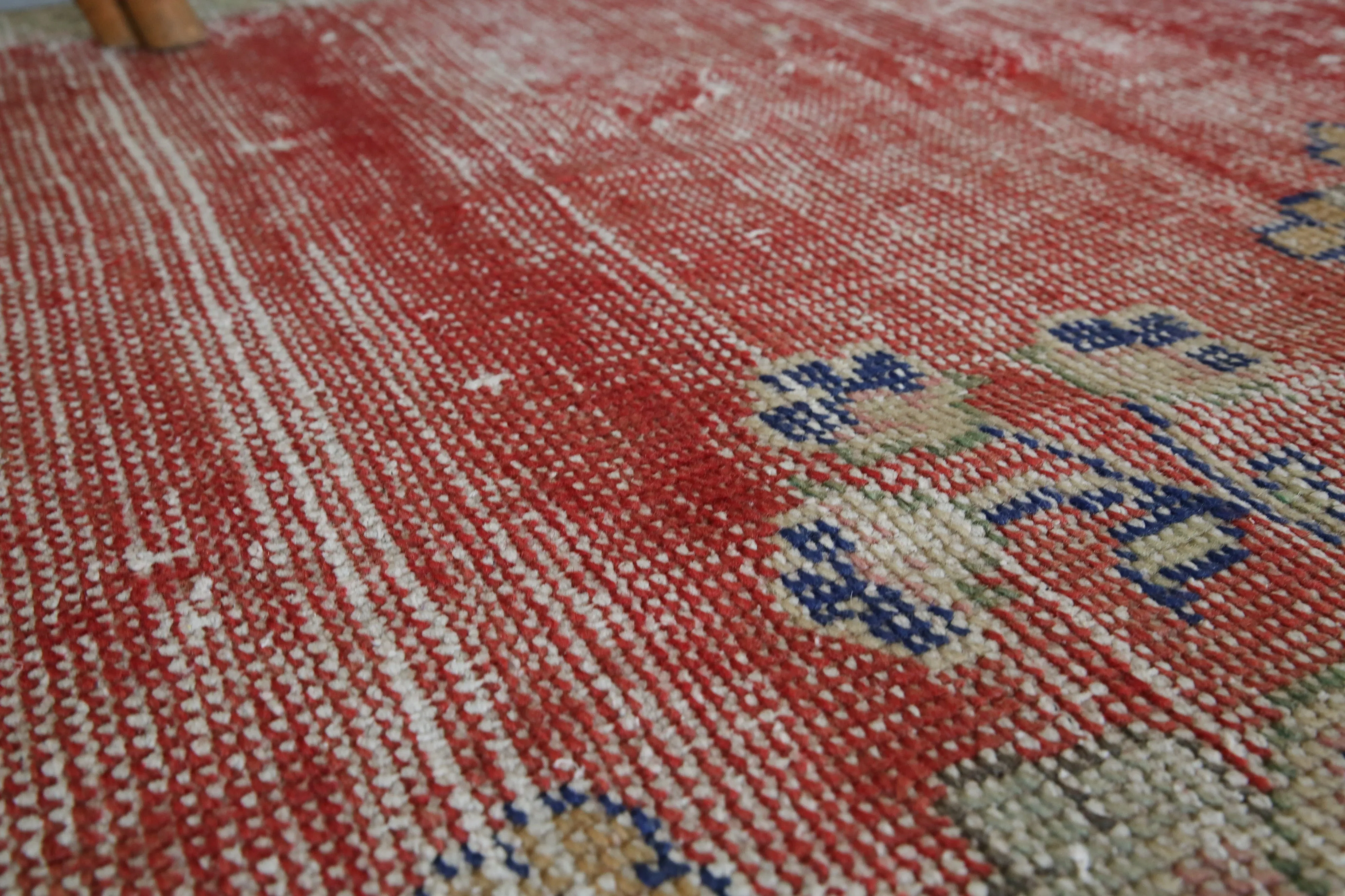 Vintage Isparta Rug 7.3ftx9ft