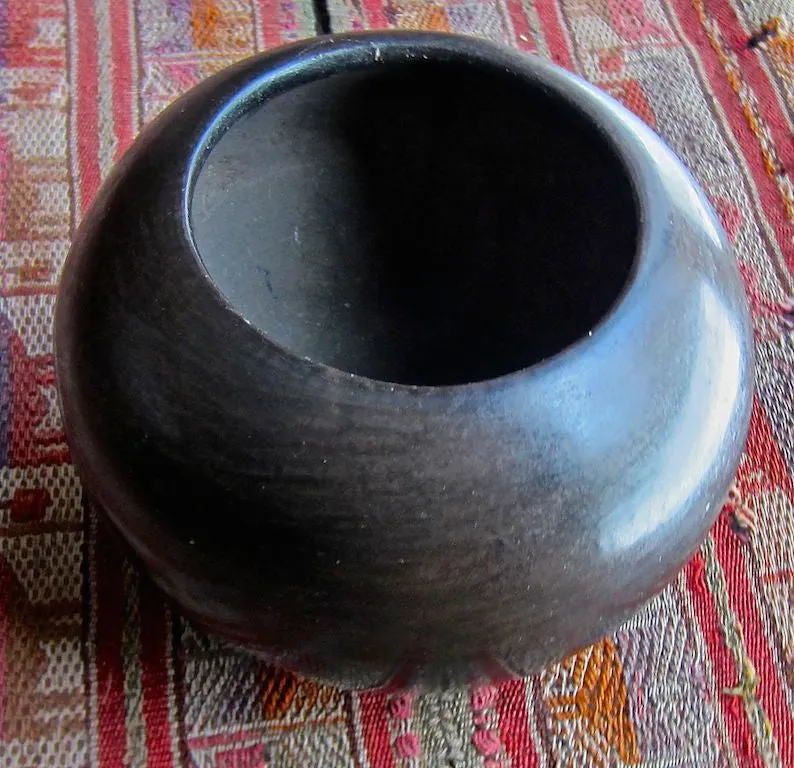 Vintage Lupita Martinez Black Ware Pot from San Ildefonso Pueblo