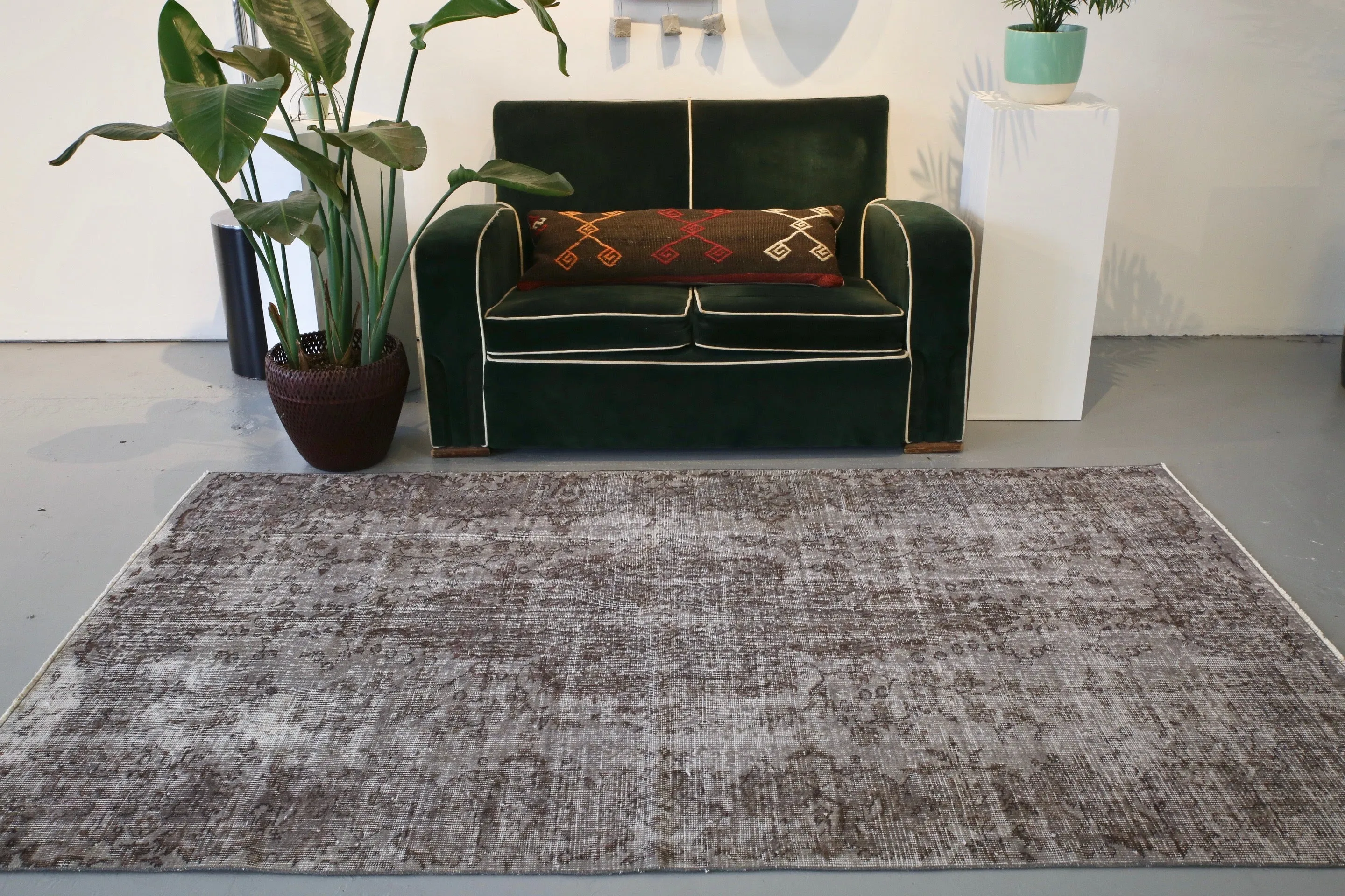 Vintage Overdyed Isparta Rug in Mid Gray 4.7ftx7.10ft