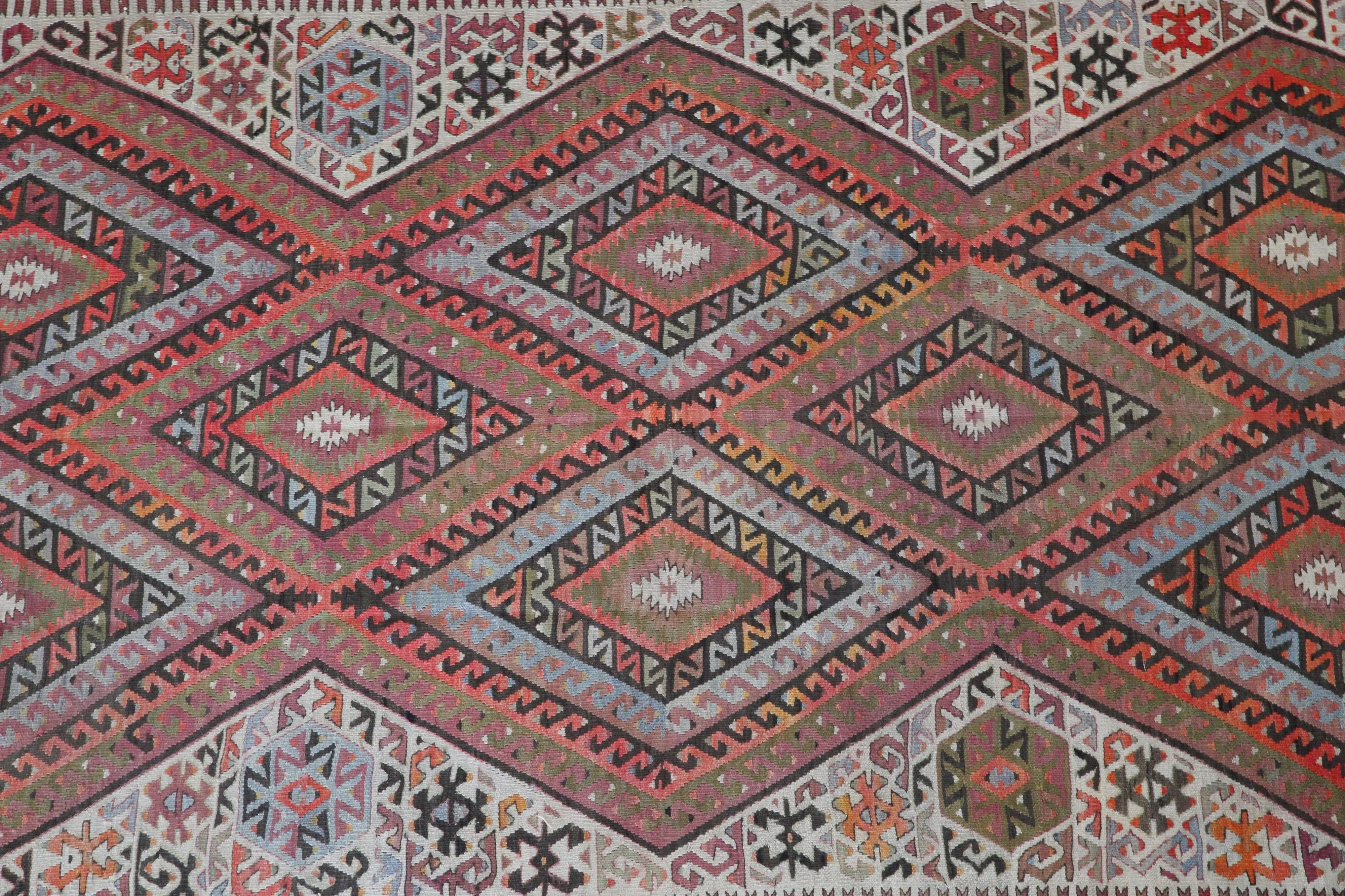 Vintage Turkish Fethiye Kilim Rug 5'x9'5"